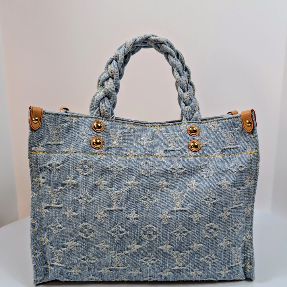 Louis Vuitton "Sky Denim" Braided Denim OnTheGo PM Tote Bag - Picture 4 of 15